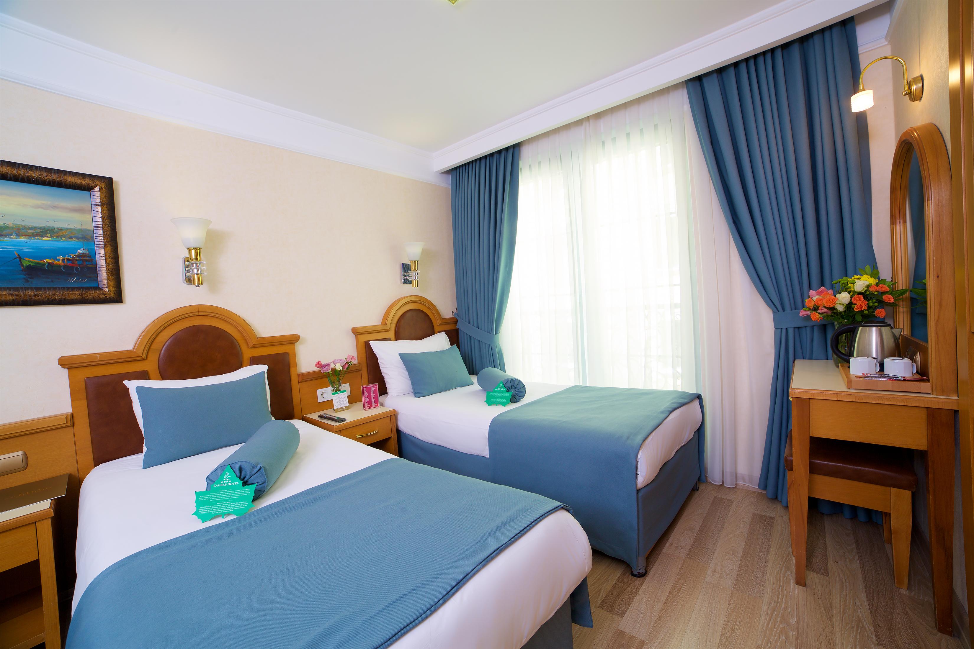Zagreb Hotel Istanbul Luaran gambar